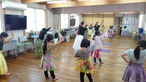 はじめての子どもフラ